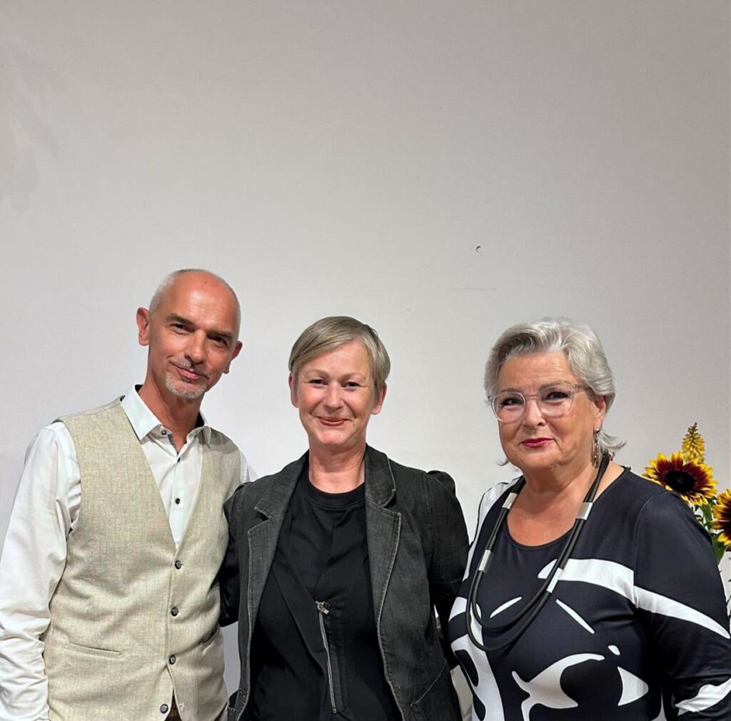 Gordon Freiherr von Godin, Dr. Cordelia Koch und Petra Schwarz
